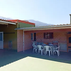 Live La Victoria Carril - Casa Acogedora Y Familiar Con Terraza Completa Сasa de vacaciones La Victoria de Acentejo